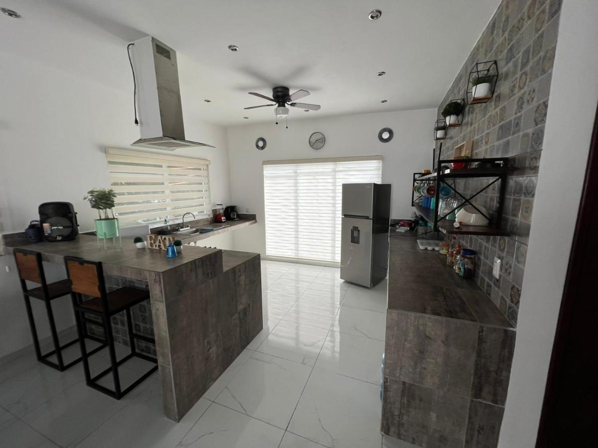 Casa Paloma 2 En Segunda Planta Cerca De Aeropuerto Y Centro Comercial Chetumal Kültér fotó