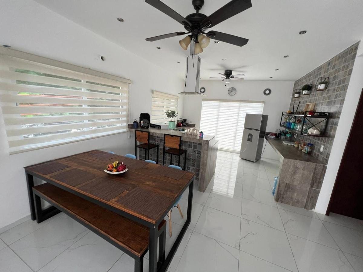 Casa Paloma 2 En Segunda Planta Cerca De Aeropuerto Y Centro Comercial Chetumal Kültér fotó